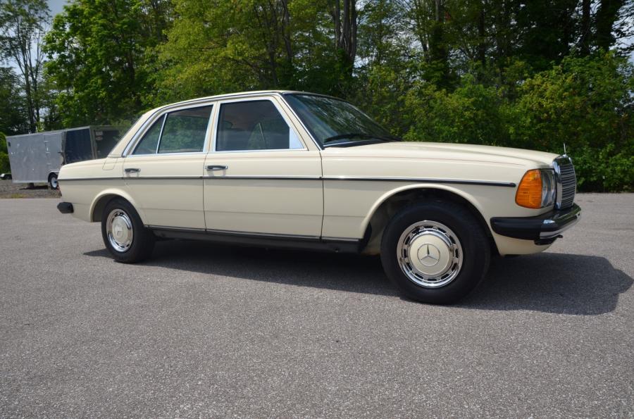  Mercedes-Benz 240 D (Bm.123.123) 1983 года  (EU) (фото 10 из 80)